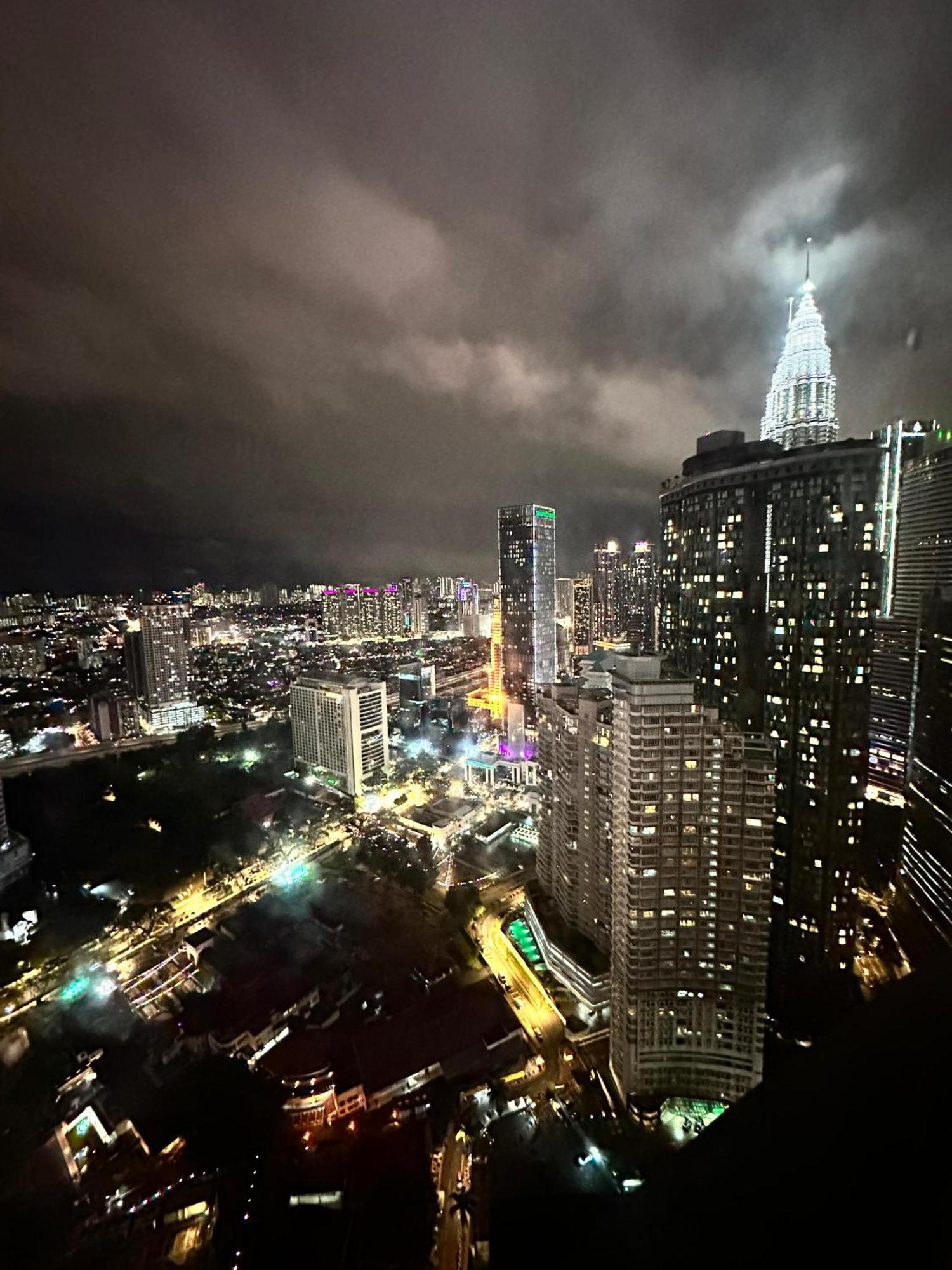Vortex Hotel Suites Klcc At Kuala Lumpur City Center Exterior foto